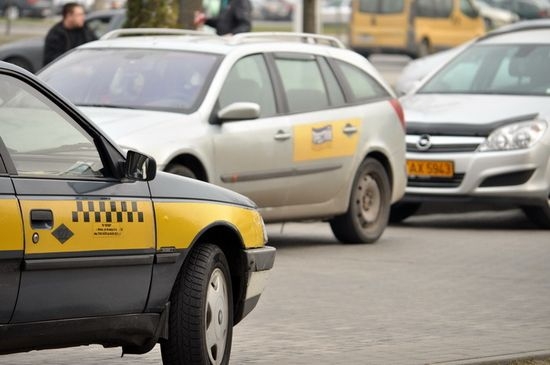 Беларусь гостеприимная, или История о том, как латвийцы покатались на такси за полцены