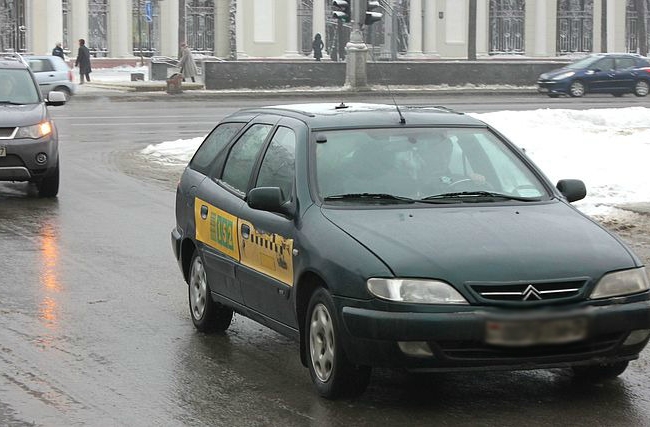 Столичные таксисты намерены собственноручно «сдавать» нелегалов в налоговую инспекцию